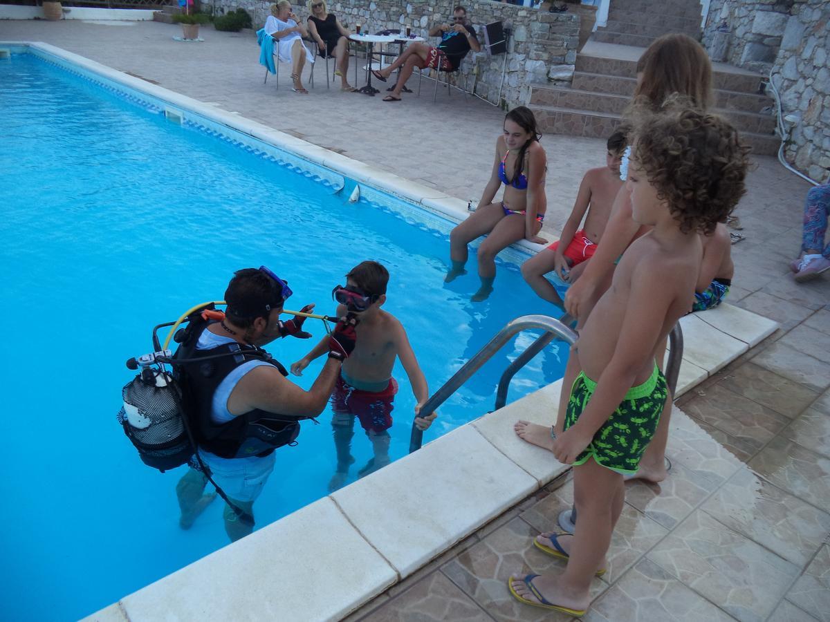 Studios Avra Akhladherí Buitenkant foto